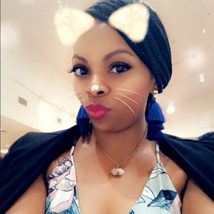 Meet your Posher, Jasmine